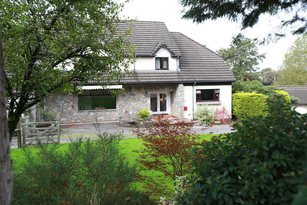 Ewenny Farm Guest House Bridgend  Bagian luar foto